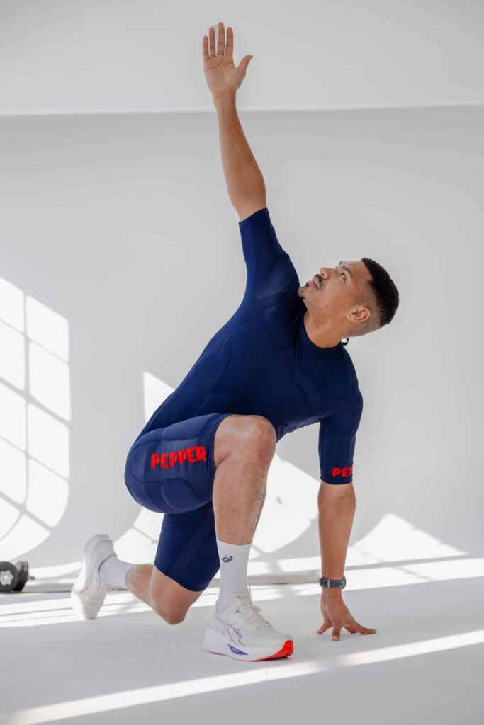 PEPPER EMS suit man stretching